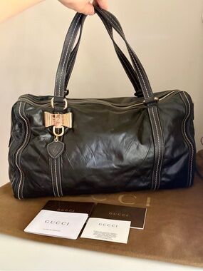 Vintage GUCCI Leather Duchessa Boston Bag in Black